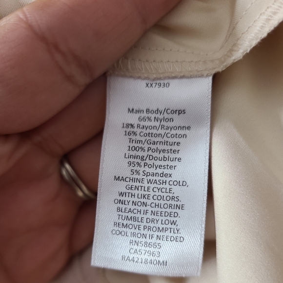 Rachel Parcell Lace Flutter Sleeve‎ Beige Top Small - Picture 2 of 8